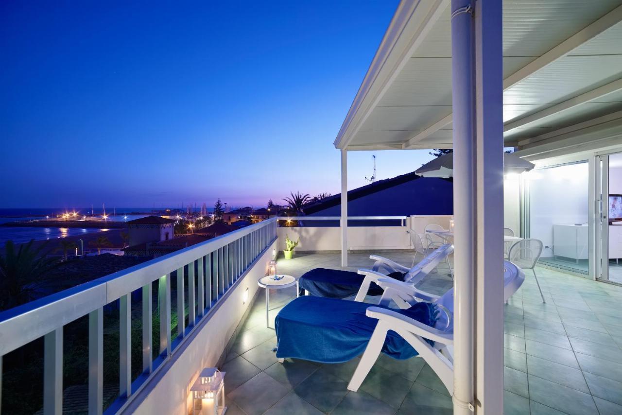 Archimede, Appartamento Con Vista In Centro A Marina Di Ragusa Exterior foto